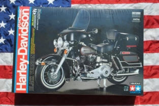 Tamiya 16037 Harley-Davidson FLH Classic Black Version